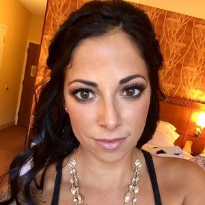 Meet your Posher, Joanne